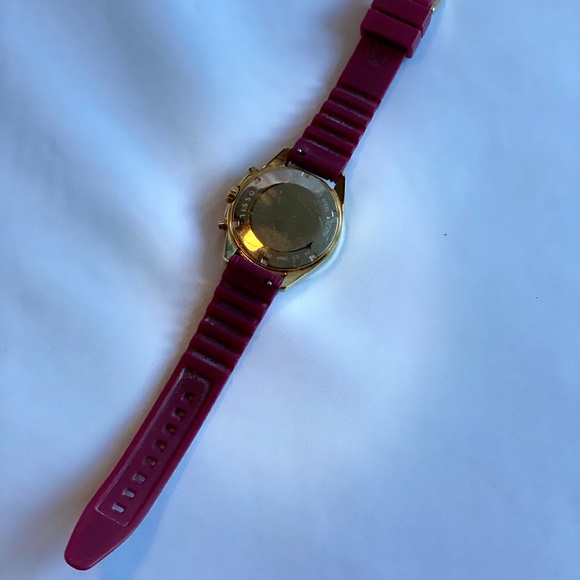 Fossil Watch Deep Berry Color Band - Picture 3 of 3